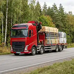Kauba veoteenus Tartus ja üle Eesti. Platvorm poolhaagis, tenthaagis laaduriga, kraanaautod haagistega. Ehitusmaterjalide ja masinate transport.